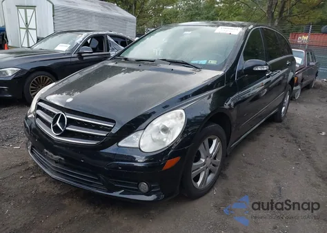 2009 Mercedes-Benz R 350 4Matic z USA, uszkodzony, nr VIN 4JGCB65E59A091087